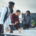 初めての起業でクラウドファンディングを活用する際の注意点と失敗しないポイント