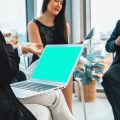 日本企業における外注の心理的ハードルとその乗り越え方