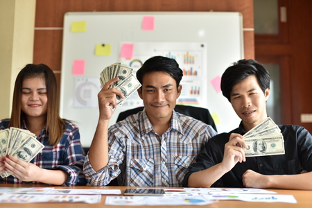 成功するペルソナ作成:日本のBtoC事例に学ぶ秘訣