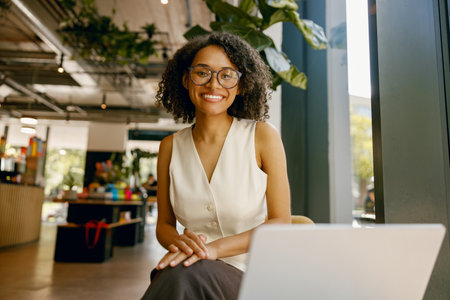 未経験から起業へ—業界未踏の女性起業家インタビュー
